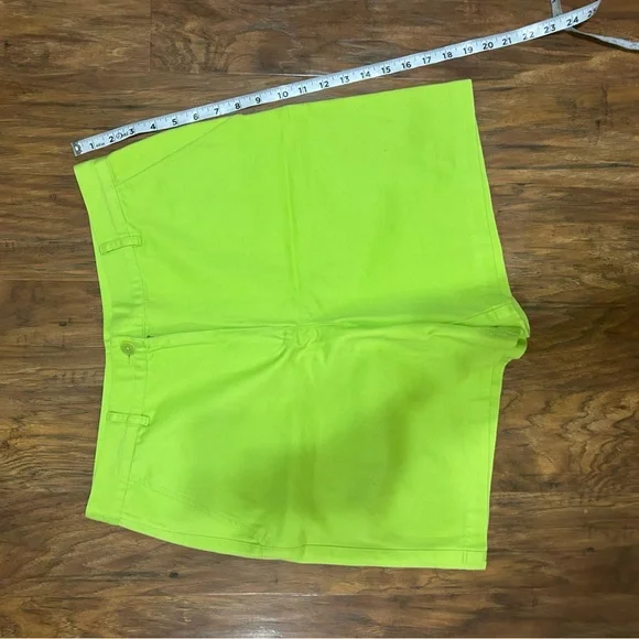 Ralph Lauren Cotton Shorts Neon Green with Pockets Preppy Luxury - Picture 8 of 12